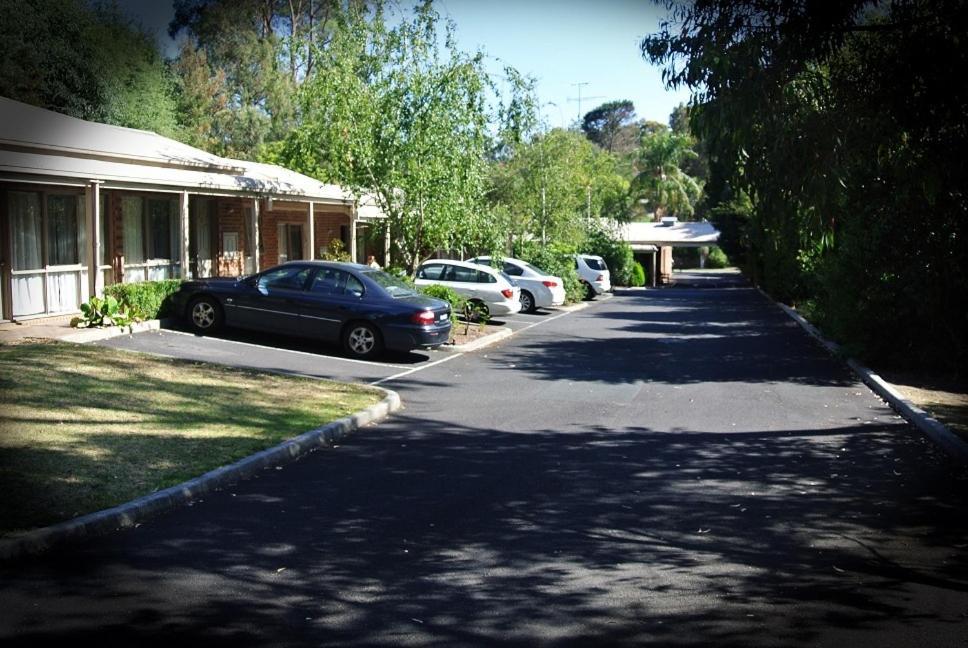 Eltham Motor Inn Melbourne Exterior foto