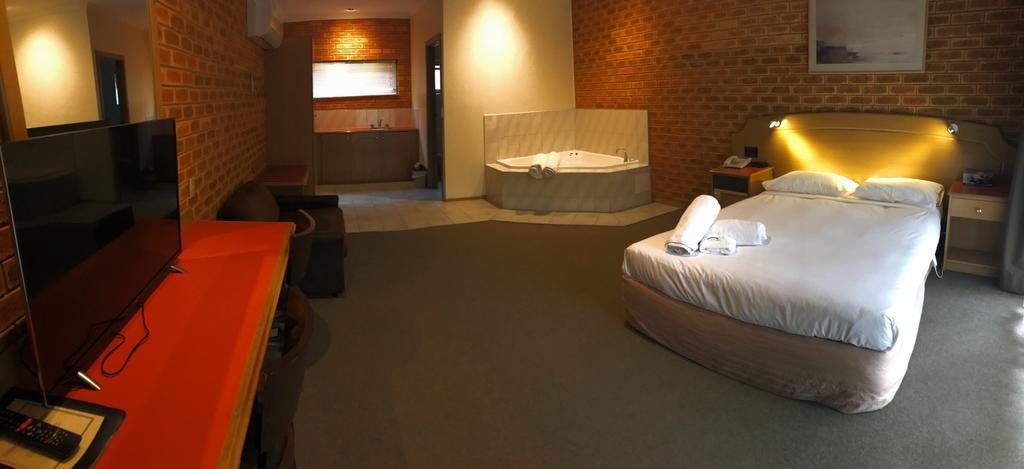 Eltham Motor Inn Melbourne Exterior foto